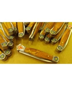 NAVAJA SANTIAGO DE COMPOSTELA CON MANGO DE OLIVO