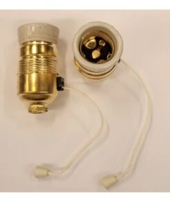 PORTALÁMPARAS CON CADENA DE LATÓN